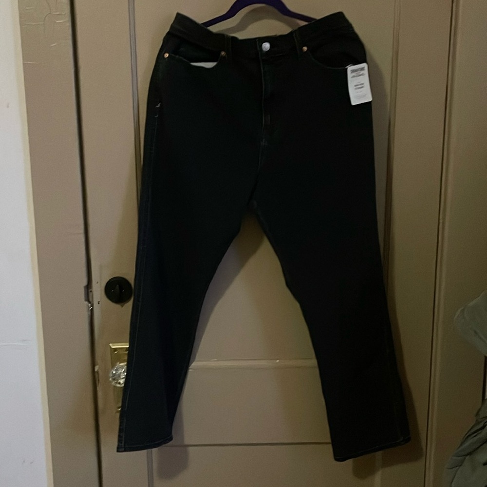 NWT Levi signature gold 👖
